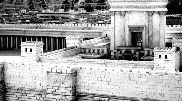 second-jewish-temple-in-jerusalem-1038x576